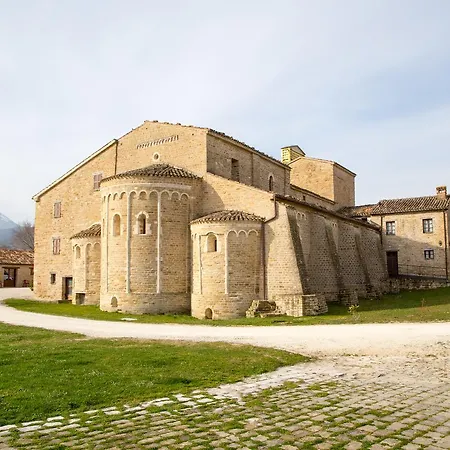 Locanda Abbazia Di Sant'urbano Szálloda Apiro