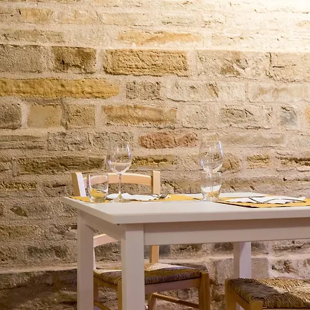 Locanda Abbazia Di Sant'urbano Szálloda Apiro